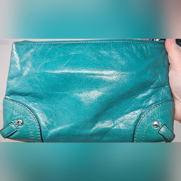 Michael Kors Large Fallon Leather Aqua Turquoise Silver Zip Clutch Wristlet - Picture 3 of 16